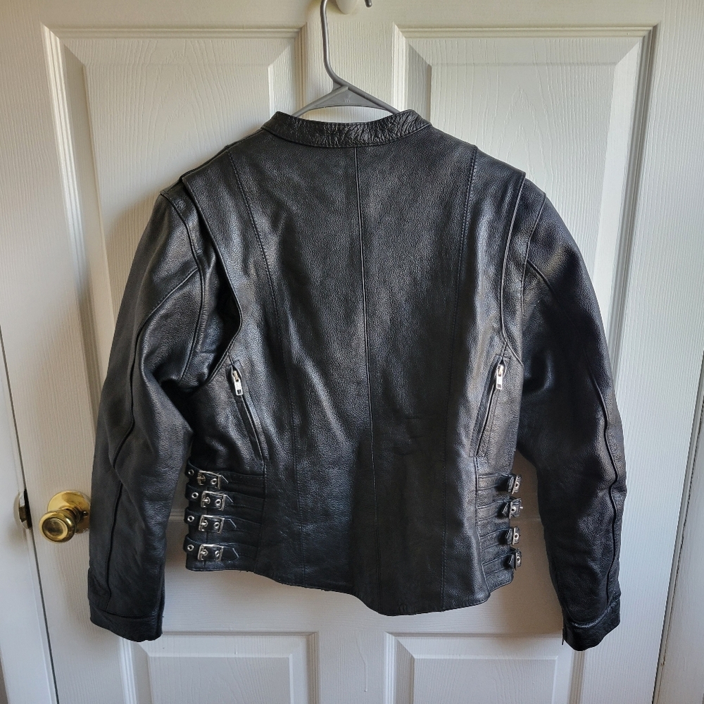 First Classics Leather Jacket Size Medium - image 7